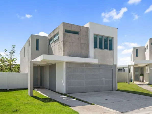 72 Calle Aurora Urb Montecielo, Guaynabo, PR 00968