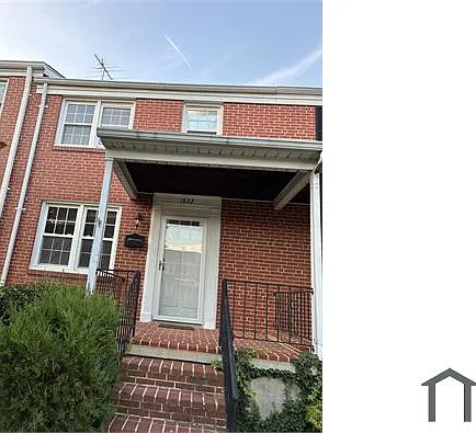 1822 Trenleigh Rd — Photo 2