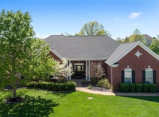 1163 Ridgeway Meadow Dr, Ballwin, MO 63021
