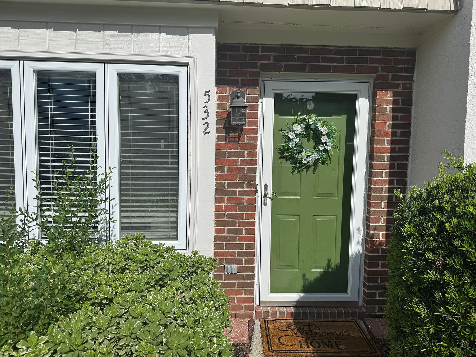 2 bed, 1406 sqft, $1,725 — Photo 2