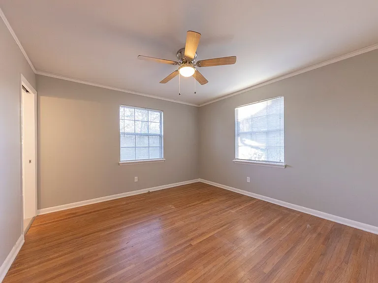 7207 L St #72207 — Photo 23