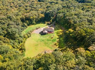 82 Transylvania Rd, Roxbury, CT 06783