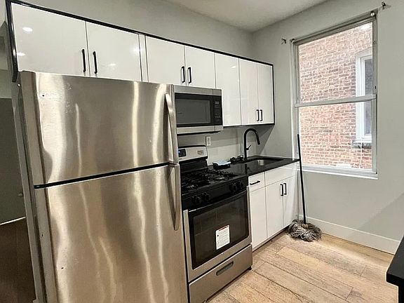3rd image of 15 Clinton Ave #1A