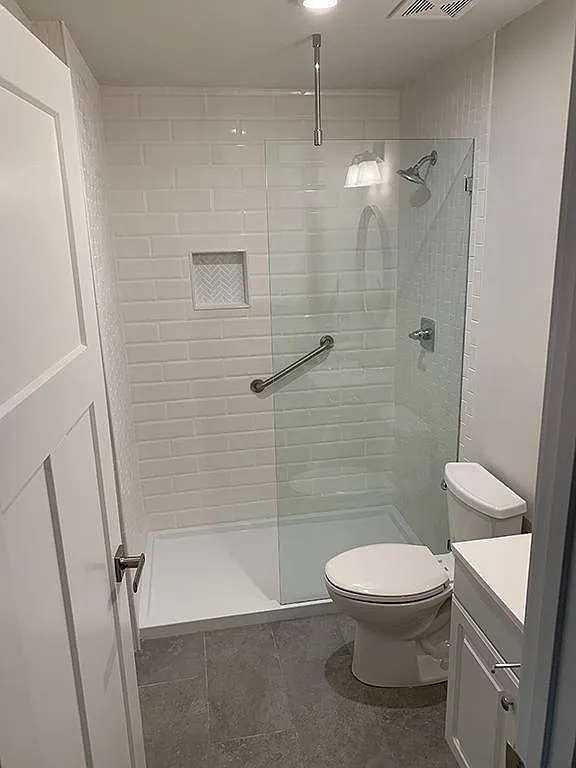 4 bed, 2000 sqft, $3,600 — Photo 3