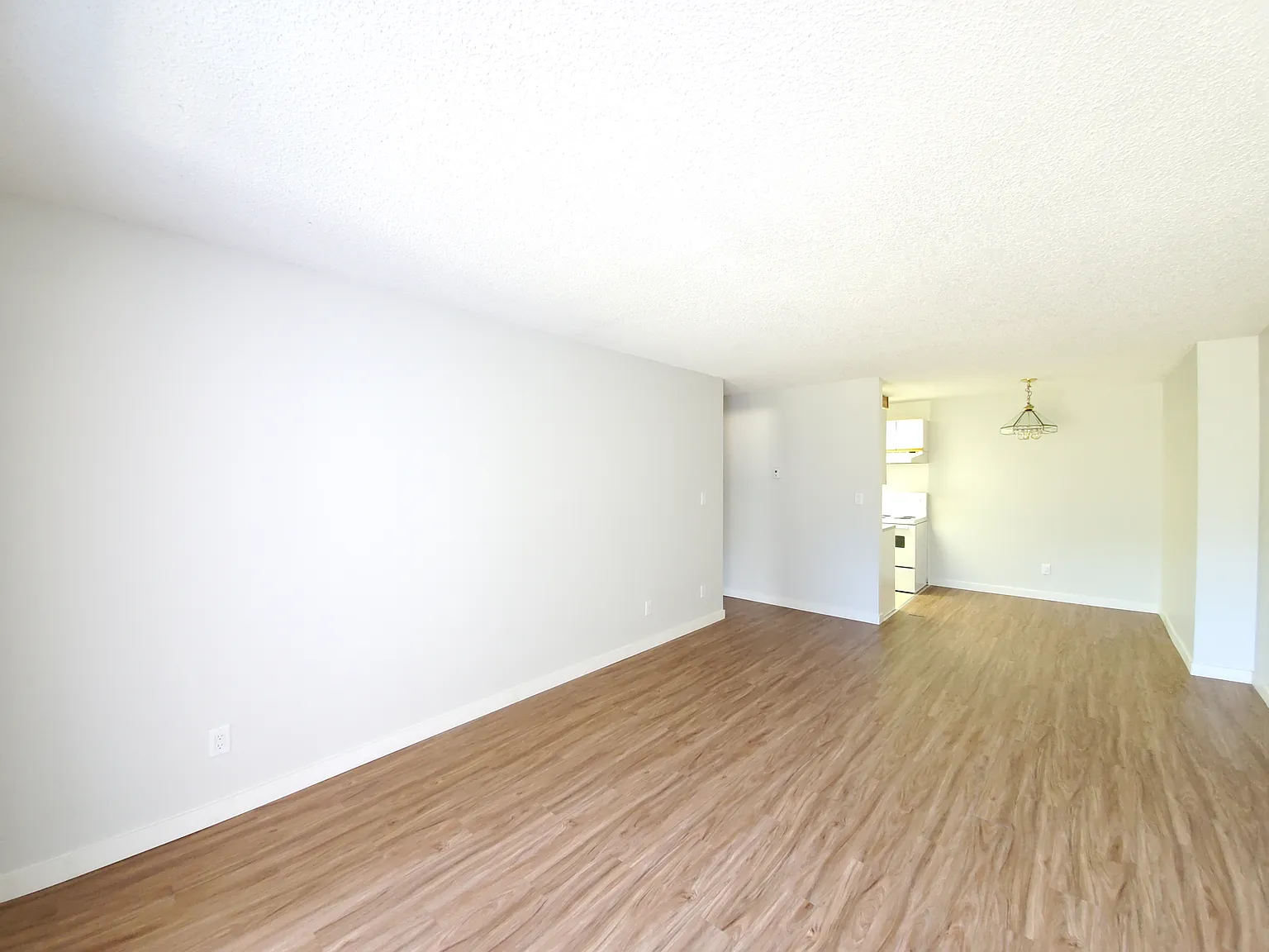 Tiffany Place — Photo 3