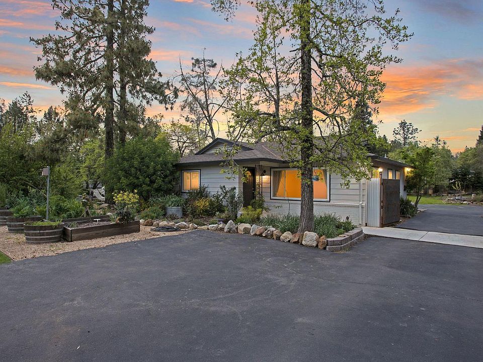 1st image of 350 Newton Way