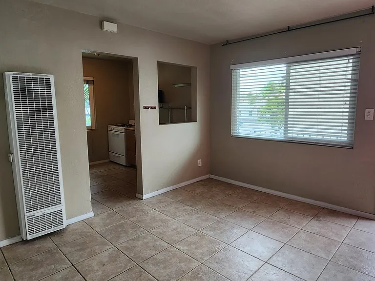 3714 Monroe Ave — Photo 5