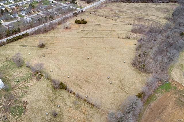 2nd image of 1743 Prairie Dell Rd