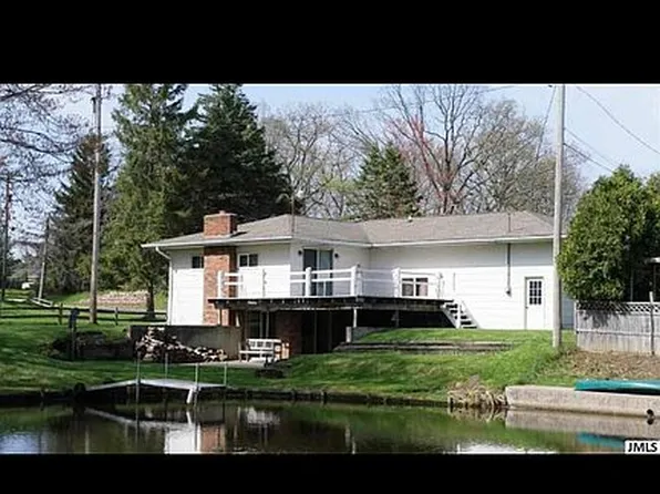 3373 Hoyer Rd, Jackson, MI 49201
