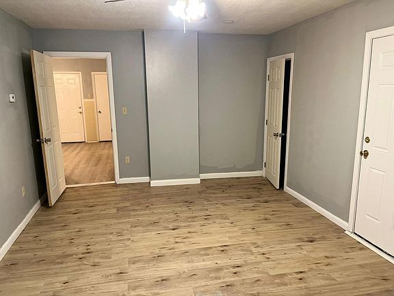 2nd image of 85 Transit St APT 2