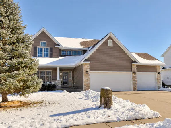 6419 NW 97th St, Johnston, IA 50131