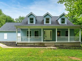 3586 Lewis Rd, Amelia, OH 45102