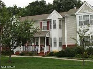 115 Lexington Ct, Holmdel, NJ 07733