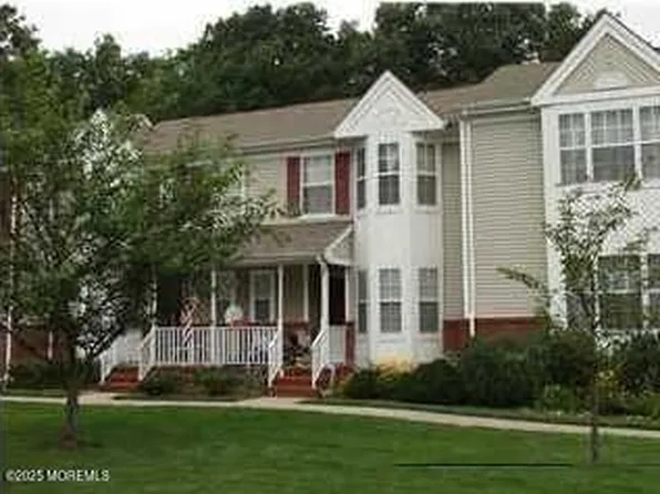 115 Lexington Court, Holmdel, NJ 07733