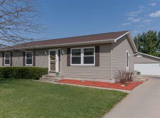 254 Alan Ave SW, Swisher, IA 52338