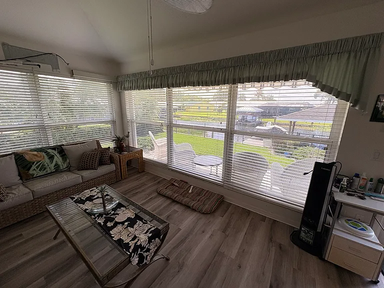 131 Orange Rd NE — Photo 12
