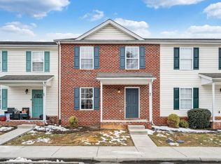 40 Charleston Ln, Christiansburg, VA 24073