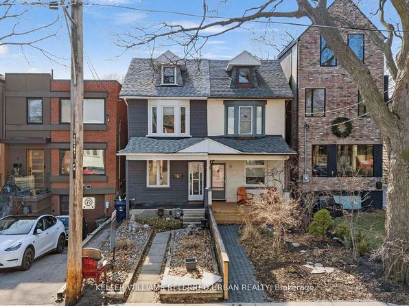 8 Woodlee Rd, Toronto, ON M4E 2R1