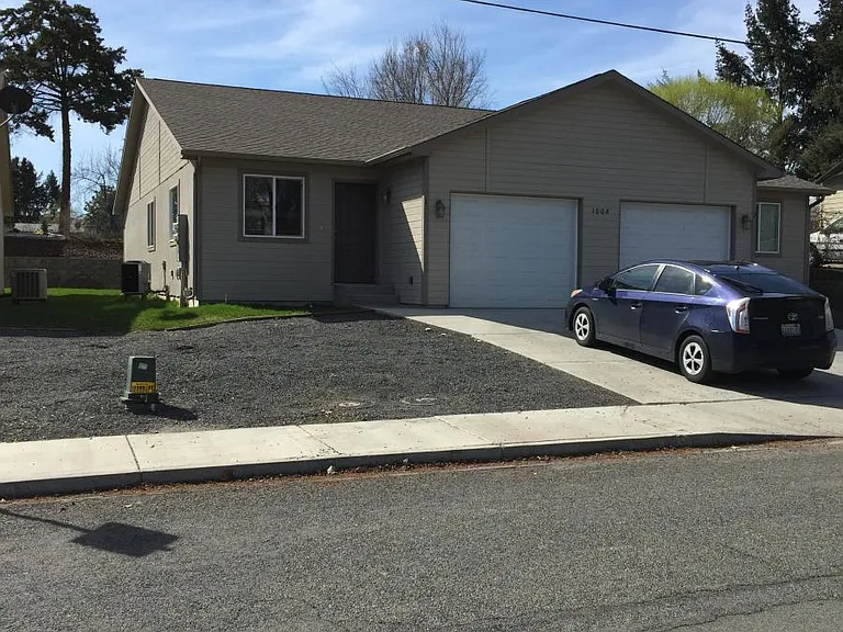 1608 W Plath Ave — Photo 18