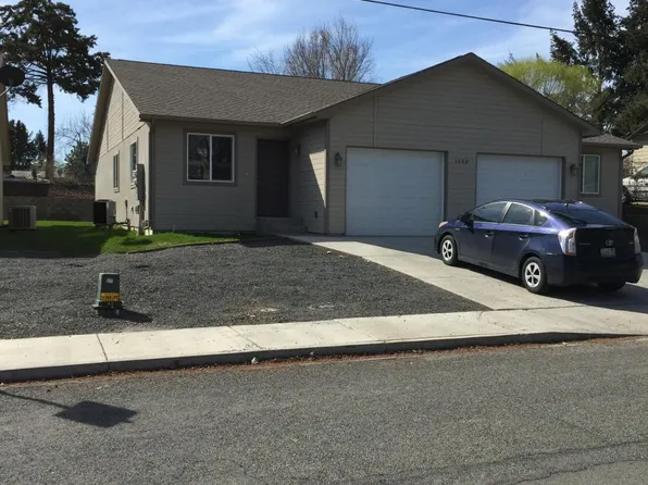 1608 W Plath Ave, Yakima, WA 98902