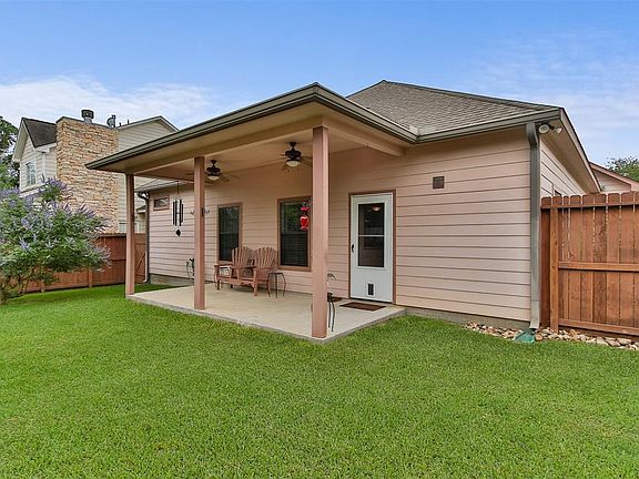 3rd image of 6655 Kingston Cove Ln