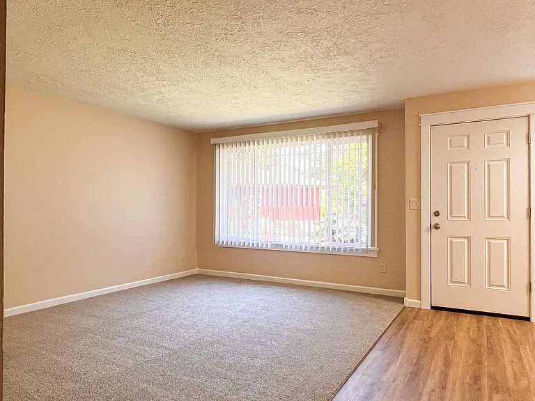 2150 Nougat Ct SE — Photo 5