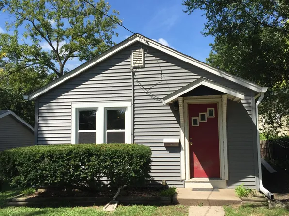4407 N Constantine Ave, Peoria Heights, IL 61616