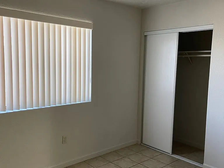 2710 McCulloch Blvd N — Photo 11