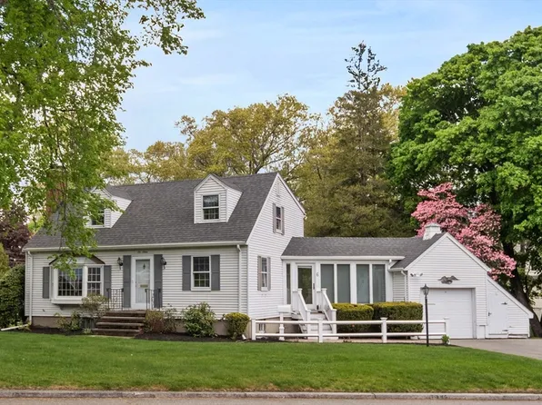 6 Alden Ln, Winchester, MA 01890