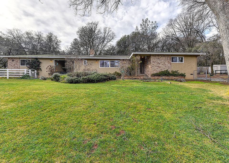 1st image of 2667 Allen Dr