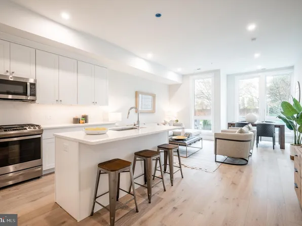 4319 Harrison St NW #4, Washington, DC 20015