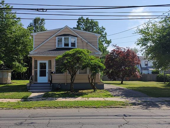 3rd image of 102 Benham St