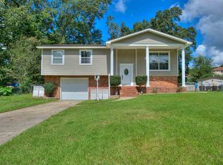 2740 Raintree Cir, Tallahassee, FL 32308