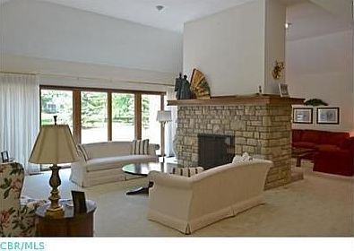 4th image of 175 Woodland Dr