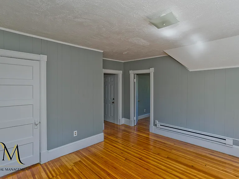 122 Fort Pleasant Ave #3 — Photo 10