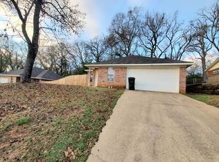 2800 McDonald Rd, Tyler, TX 75701