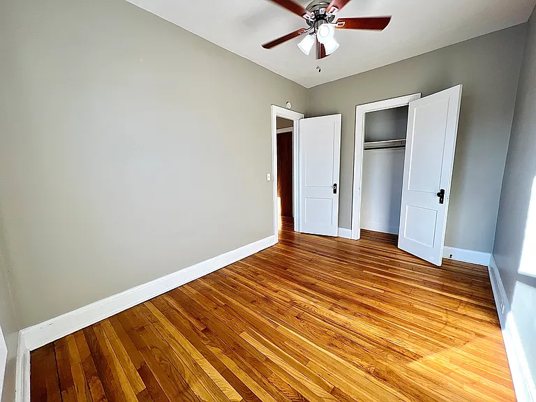 Stevens Square Apartments — Photo 101