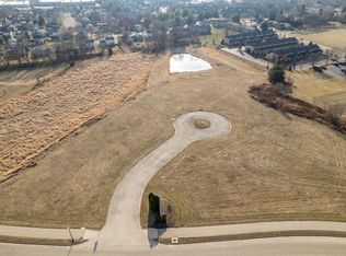 711 Tivoli Ct, Rockford, IL 61107