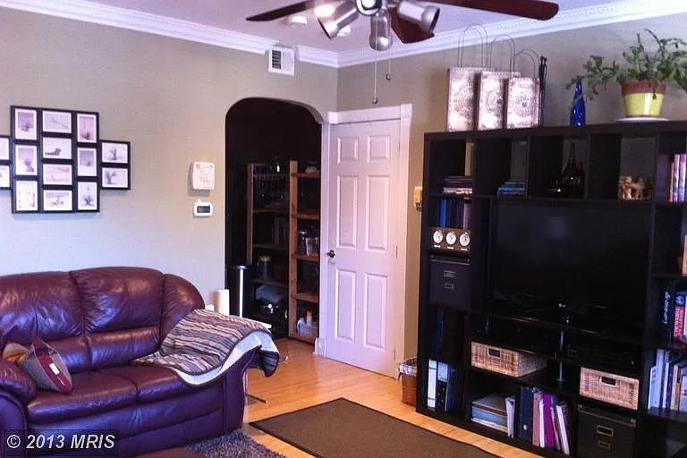 2 bed, 786 sqft, $1,950 — Photo 4