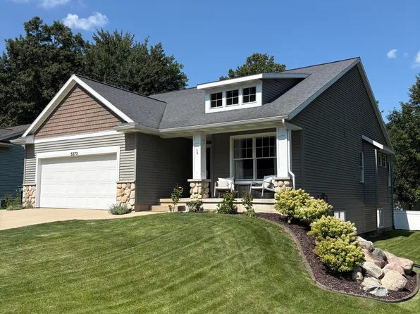 5373 Meadow Run Dr SW, Wyoming, MI 49509