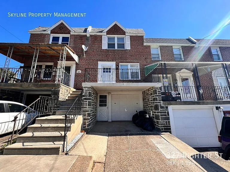 327 Righter St — Photo 2