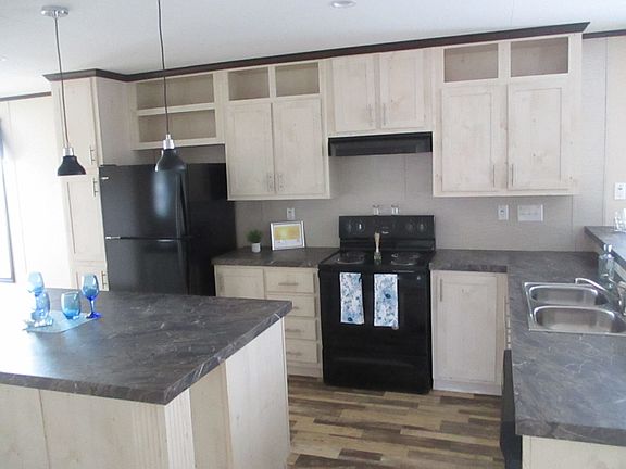3rd image of 289 Silver Peak Dr #500