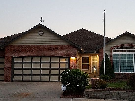 2nd image of 13018 NE 96th Way