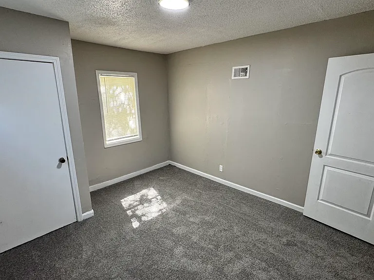 2434 Vollintine Ave — Photo 12