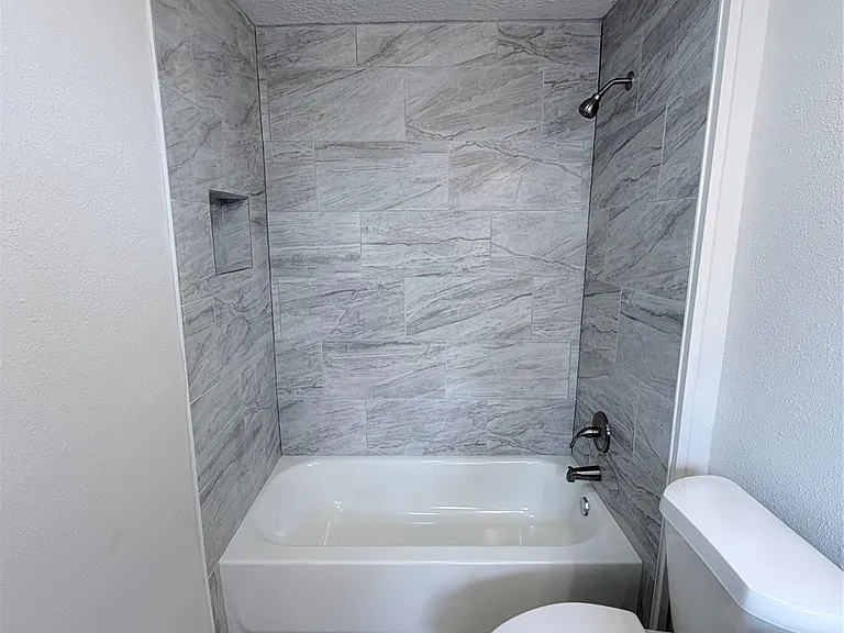 4103 Goulburn Dr — Photo 22