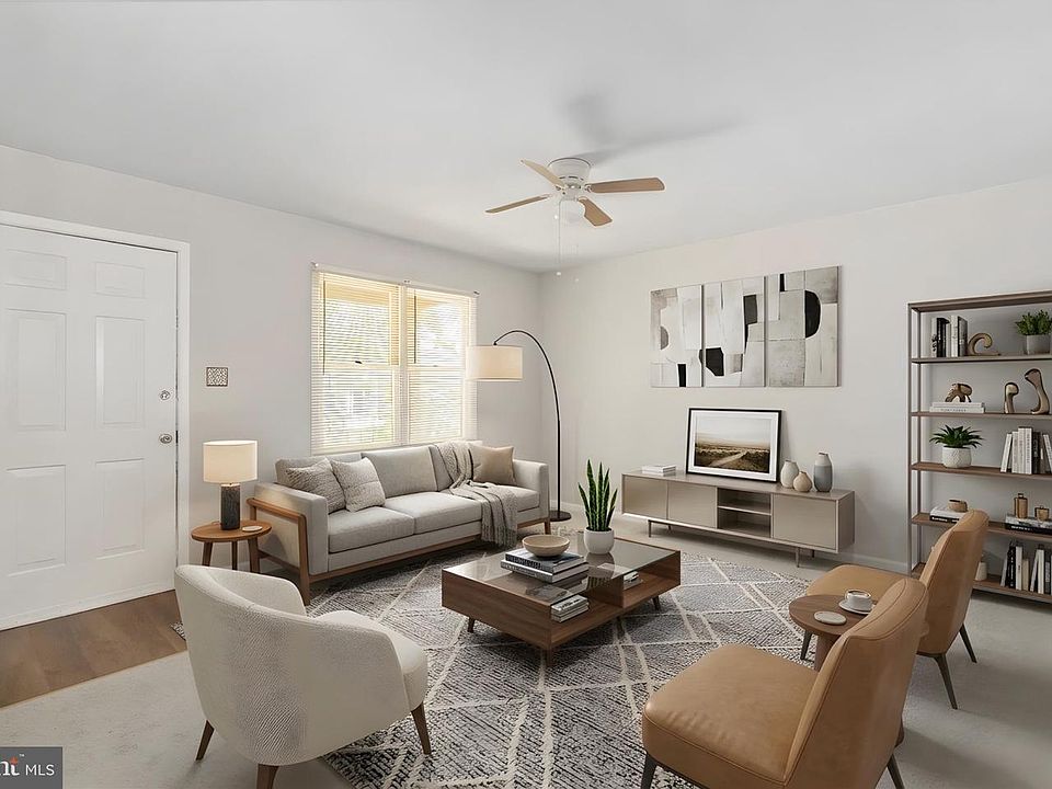 1st image of 1120 S Lombardy St