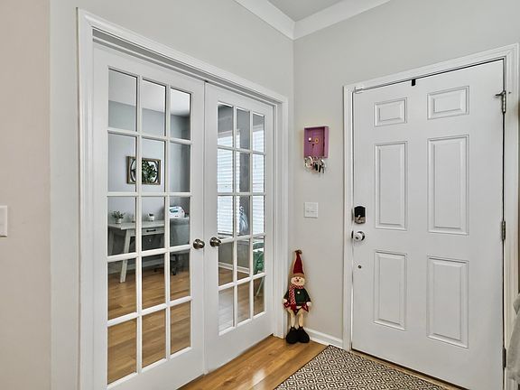 2nd image of 1011 Mossy Rock Dr