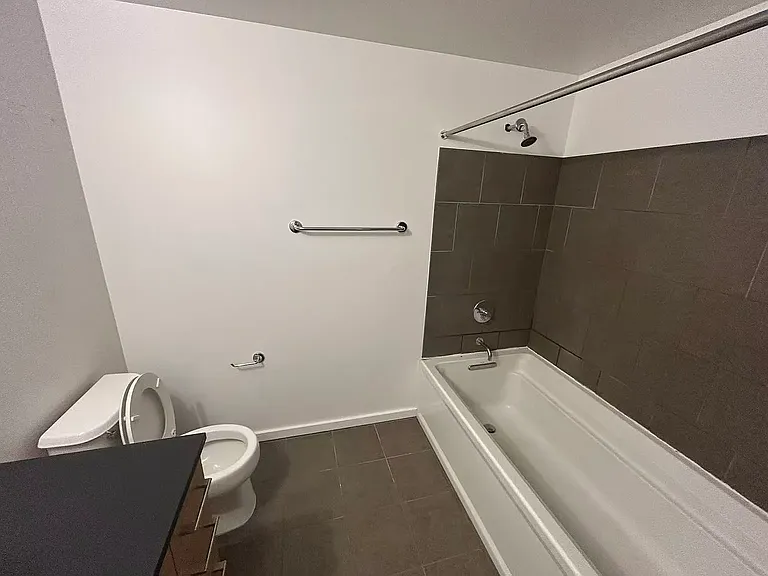 76 Cedar St #909-1 — Photo 9