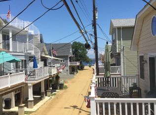 44 Gravelly Point Rd, Highlands, NJ 07732