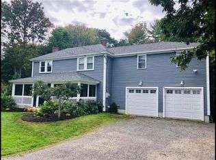 76 Main St, York, ME 03909